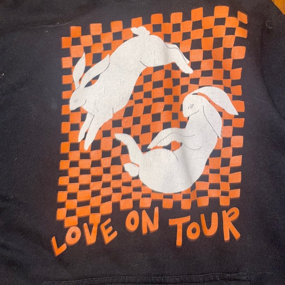 Harry Styles Love on Tour Hoodie - Picture 2 of 3